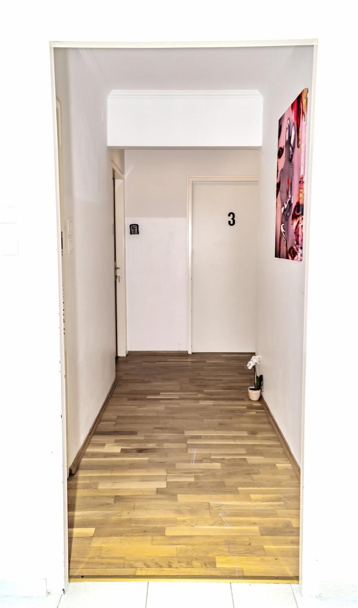 Spacious Rooms 5 Minutes To Wiener Stadthalle Exterior photo