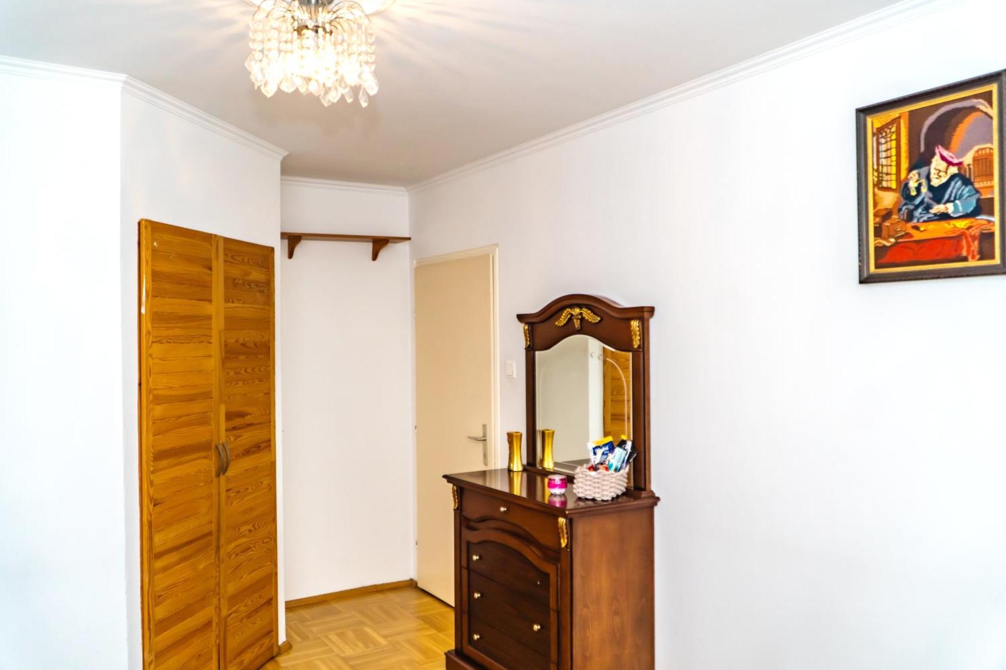 Spacious Rooms 5 Minutes To Wiener Stadthalle Exterior photo